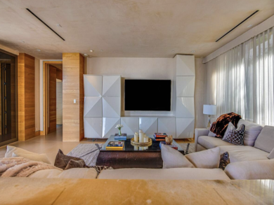 Los Angeles Home 946274